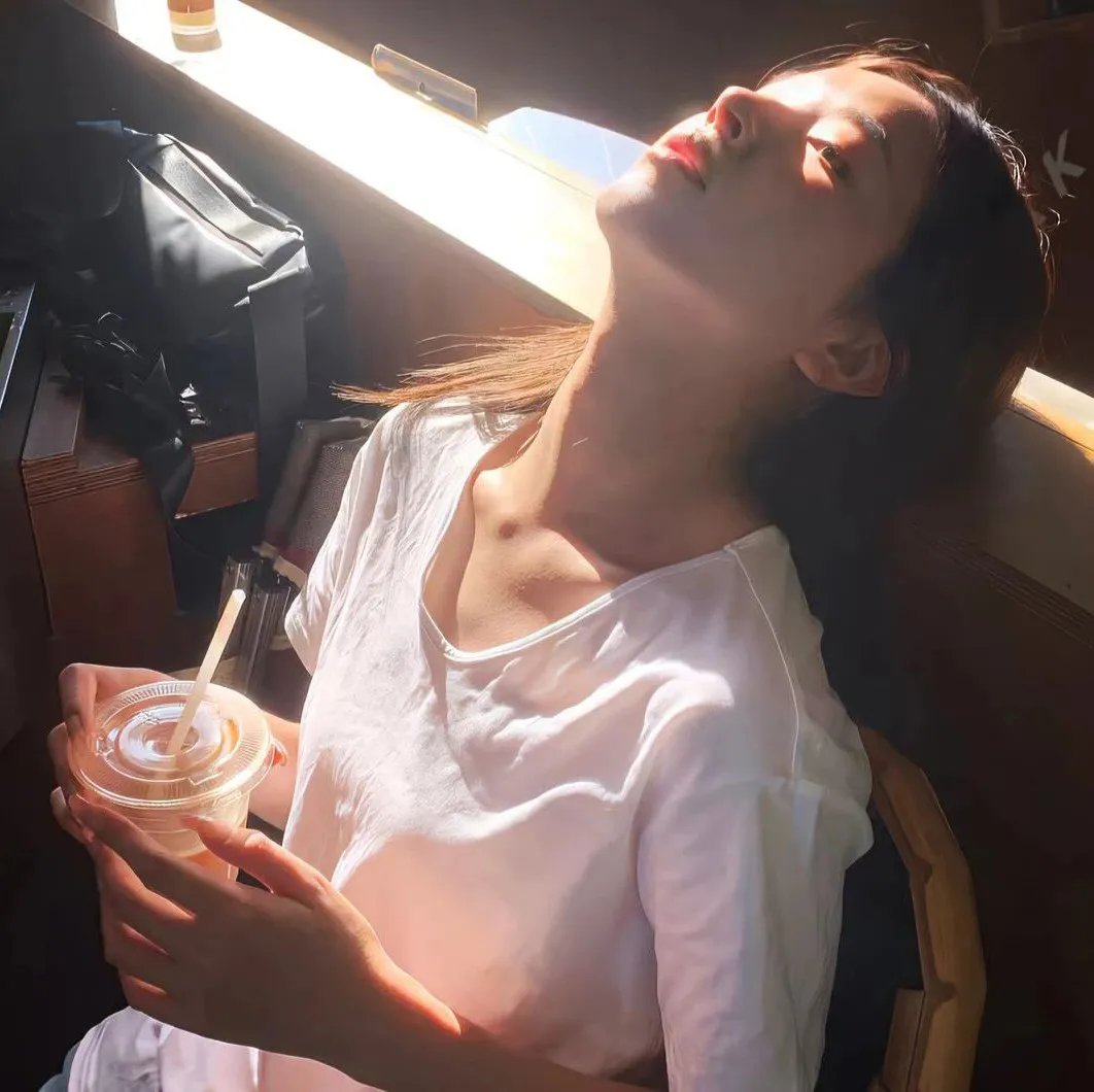 快乐的小鸡