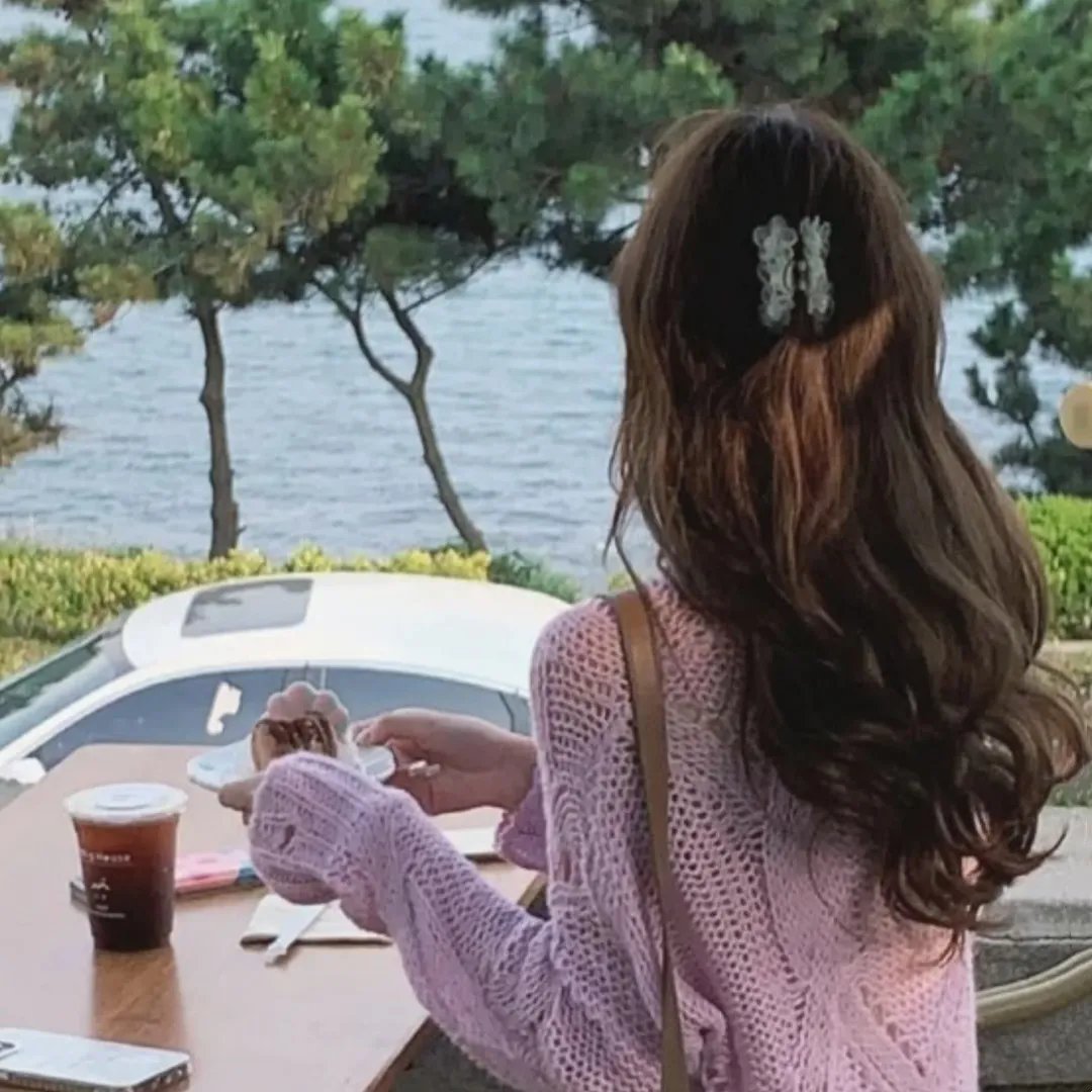 女鬼来敲门